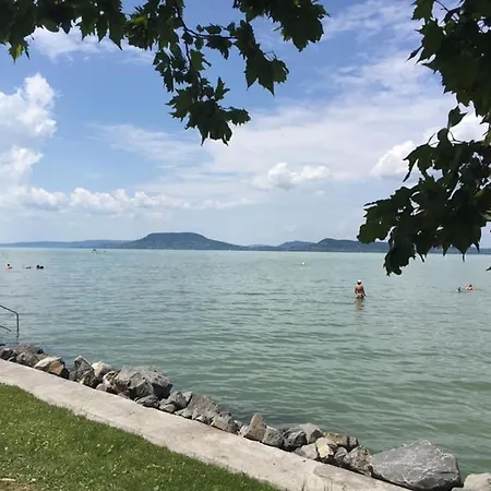 Happy Boglar Apartment