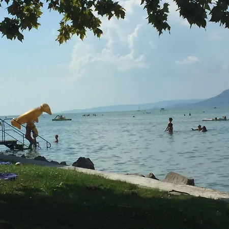 Apartment Happy Boglar